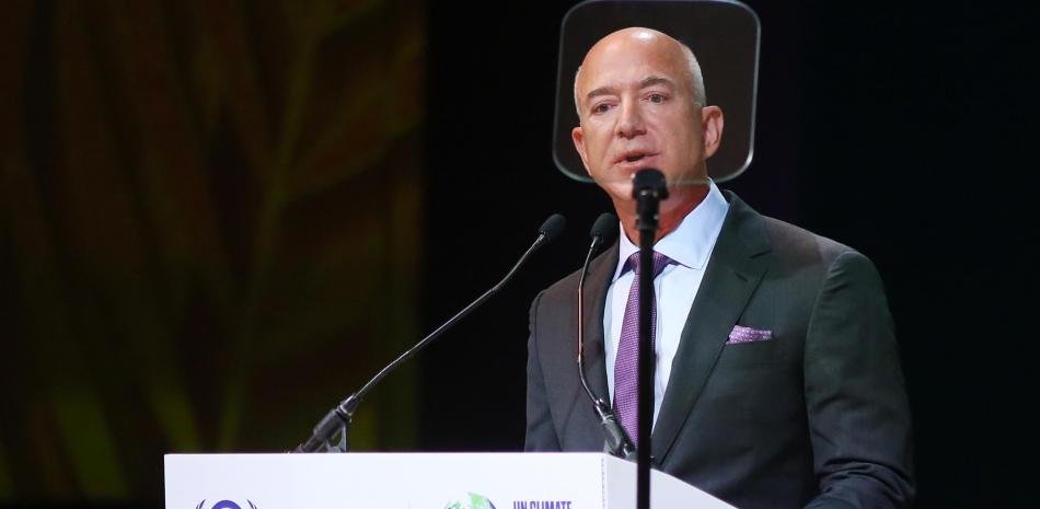 Caricaturista del Washington Post dimite por dibujar a Bezos