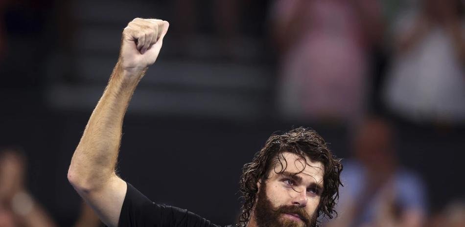 Reilly Opelka sorprende a Djokovic en el Open de Brisbane