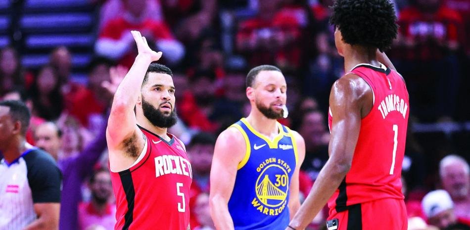 Rockets superan a los Warriors y Stay Alive en su serie de playoffs