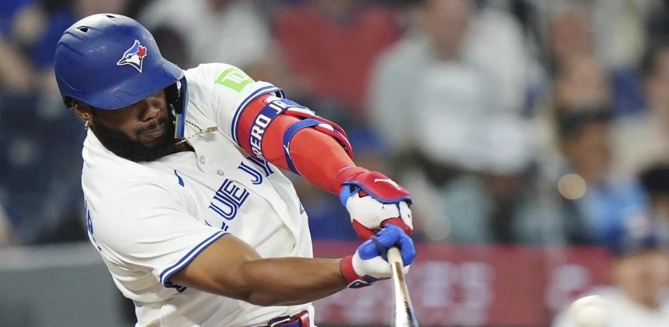 Bichette y Guerrero Jr. Guía Males para superar Diamondbacks