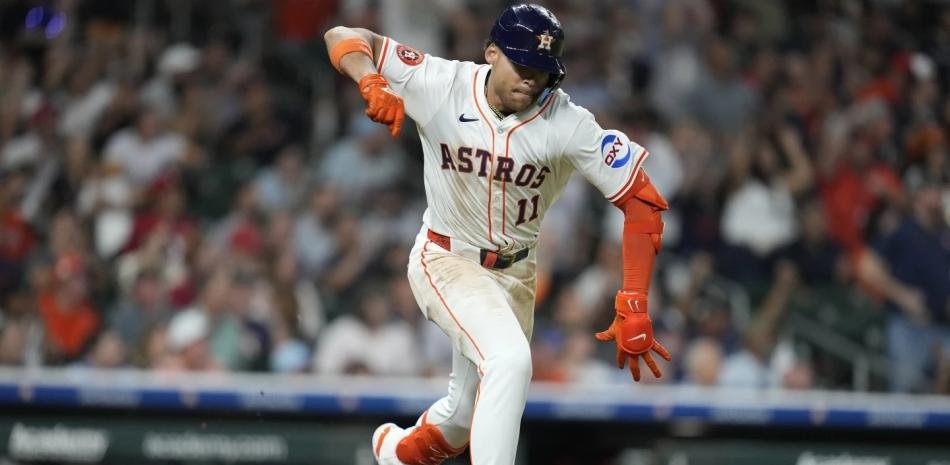 Los Astros derrotan a Philis con una Cam Smith oportuna y simple