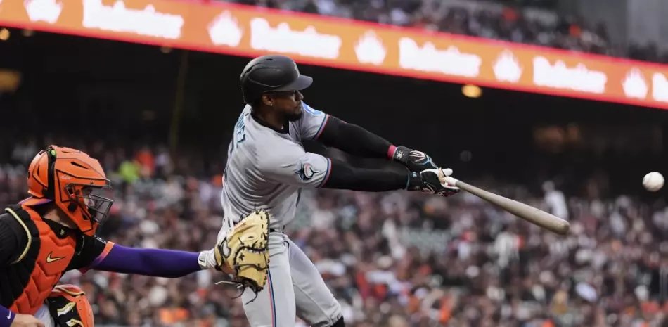 Los Marlins mantienen a Verlander sin victorias, se imponen a Gigantes, López y Sánchez, dos hits