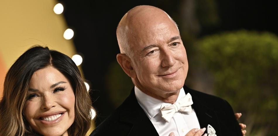 Los visitantes de la boda de Bezos comienzan a Venecia entre la protesta