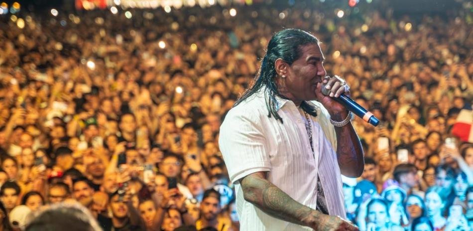 Omega que muestra su poder al festival del festival italiano antes de más de 20 mil personas