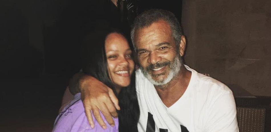 Ronald Fenty, el padre de Rihanna muere 70