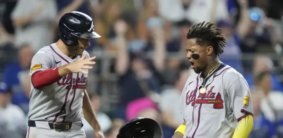 Bravos rompió cinco derrotas, Acuña, Ozuna y Riley Batean cuadrangular