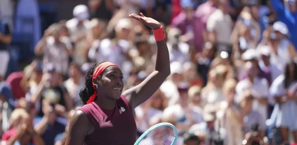 Coco Gounds juega sin presión para superar a Frech y avanza a la cuarta ronda del US Open