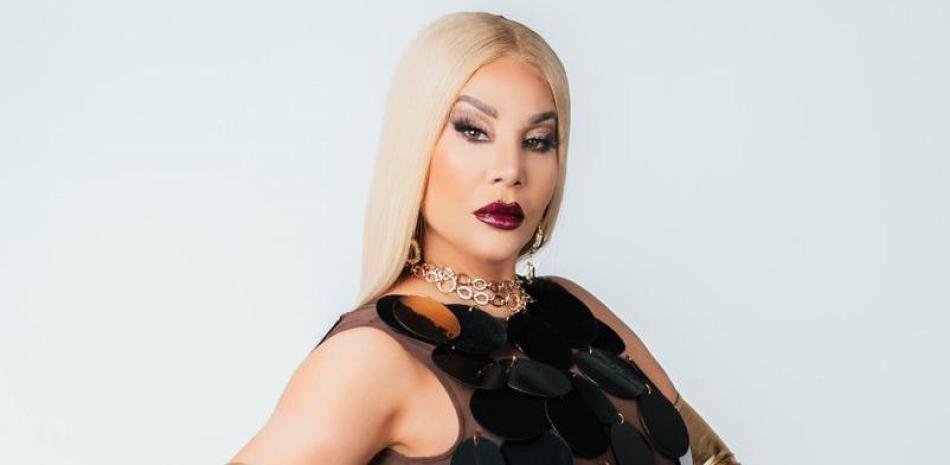 Ivy Quet Shopla tiene un título con Charlie G, Natasha y Fashital Farina, pero alguien se detuvo "este propósito