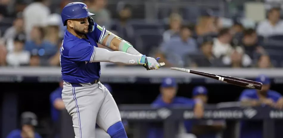 Bo Bichette va a la lista de lesiones de 10 días debido a un esguince de rodilla izquierda